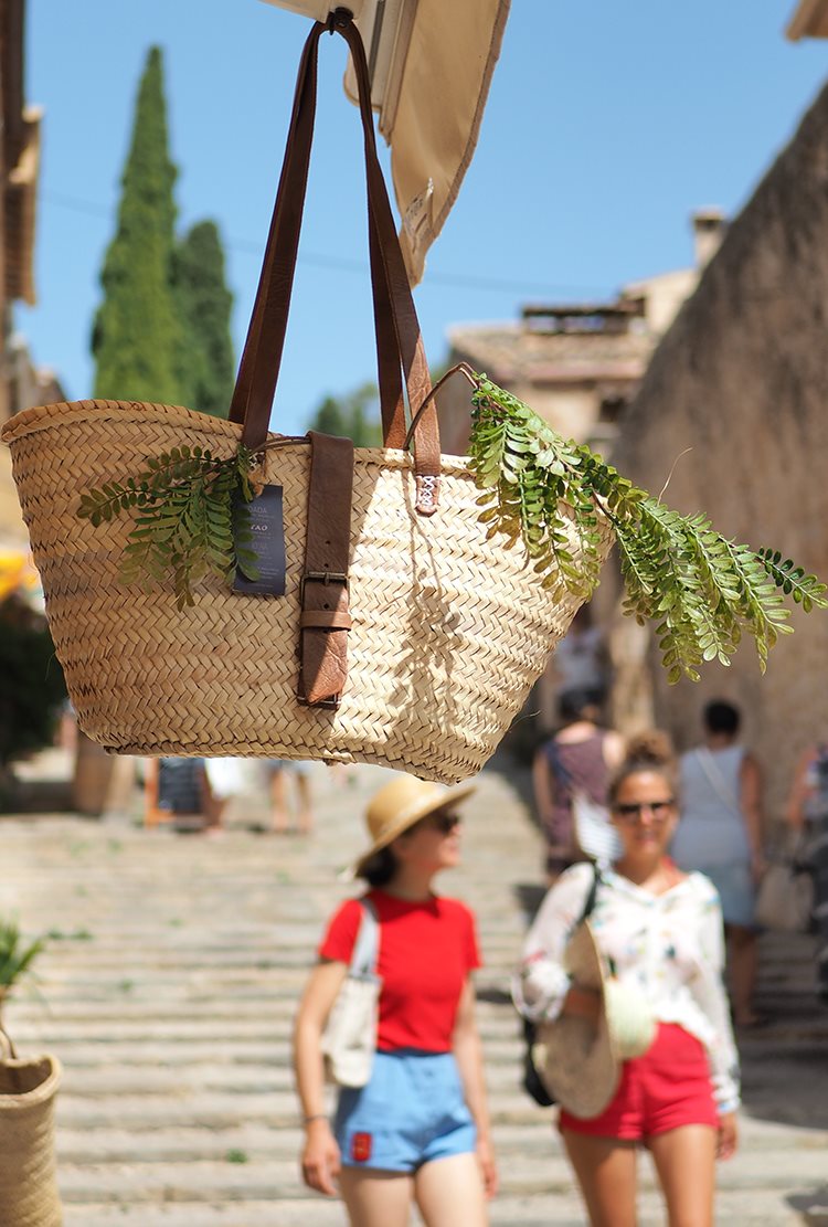 Die Treppe von Pollen?a: 365 Stufen rauf zum Kalvarienberg - We Love  Mallorca