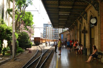 Palma-Bahnhof-Roter-Blitz