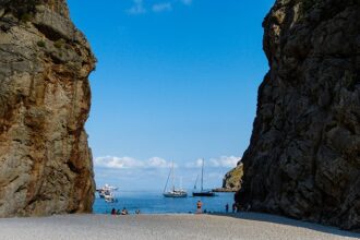 Mallorca Sa Calobra Bucht Touristen