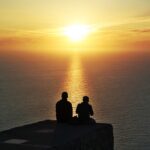 Cap-Formentor-Sonnenaufgang-Meer-Paar-Romantisch
