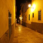 Mallorca-Alcudia-Nacht-Gasse