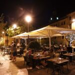 Mallorca Alcudia Nacht Touristen Restaurant