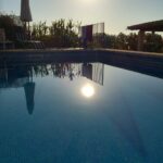 Mallorca-Finca-Petra-Pool-Sonnenschein