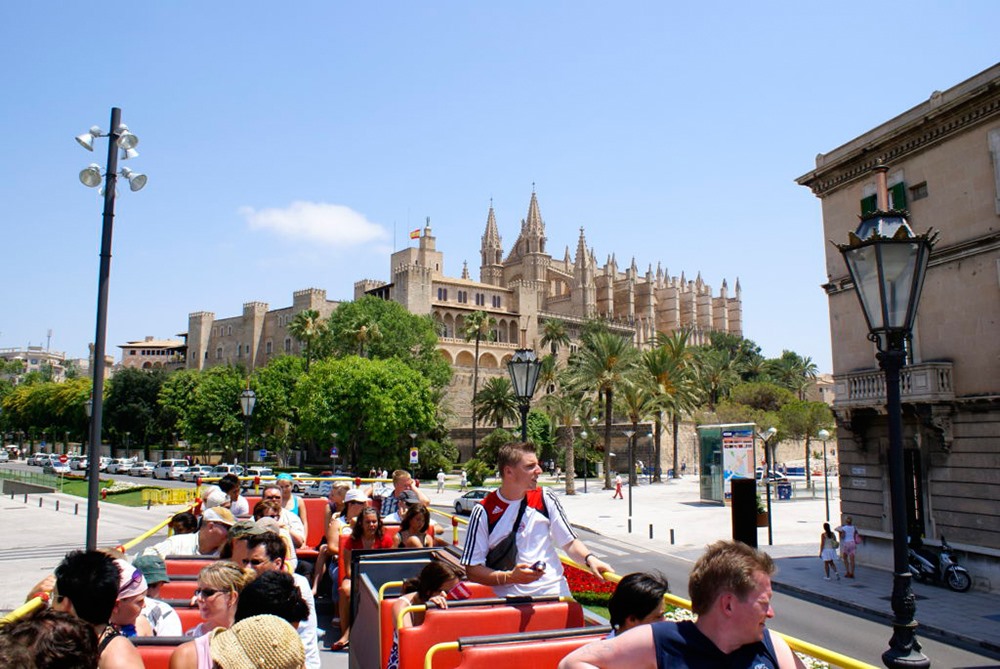 Mallorca-Sightseeing-Palma-Kathedrale