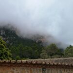 Mallorca-Ermita-de-la-Trinitat-Berg-Nebel