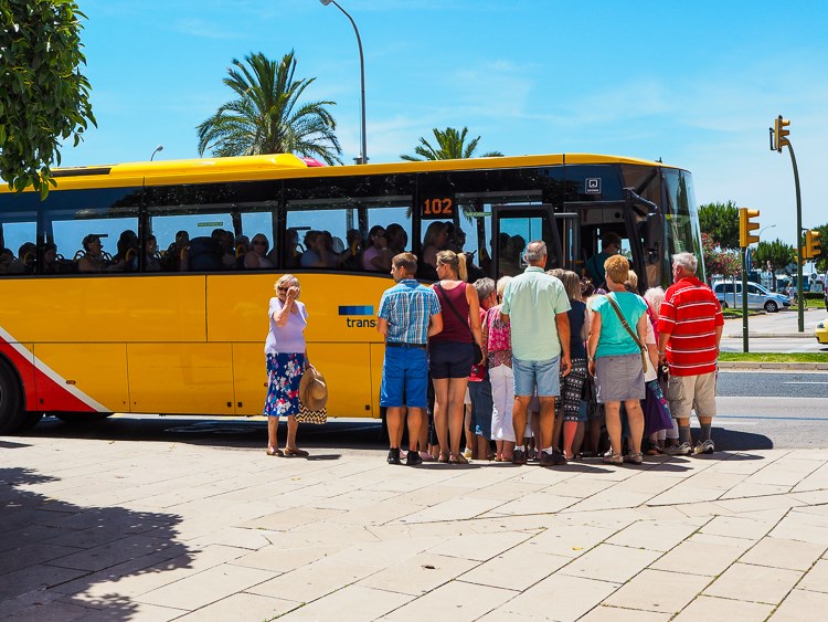 Palma de Mallorca Touristen Bus Haltestelle