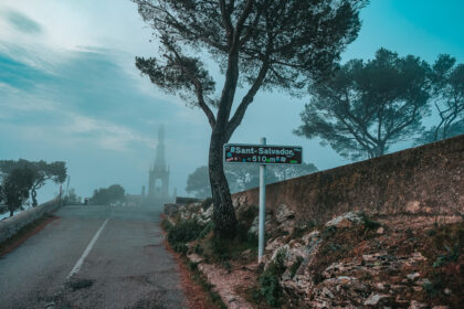 Mallorca Santuari de Sant Salvador Sonnenaufgang Nebel 12